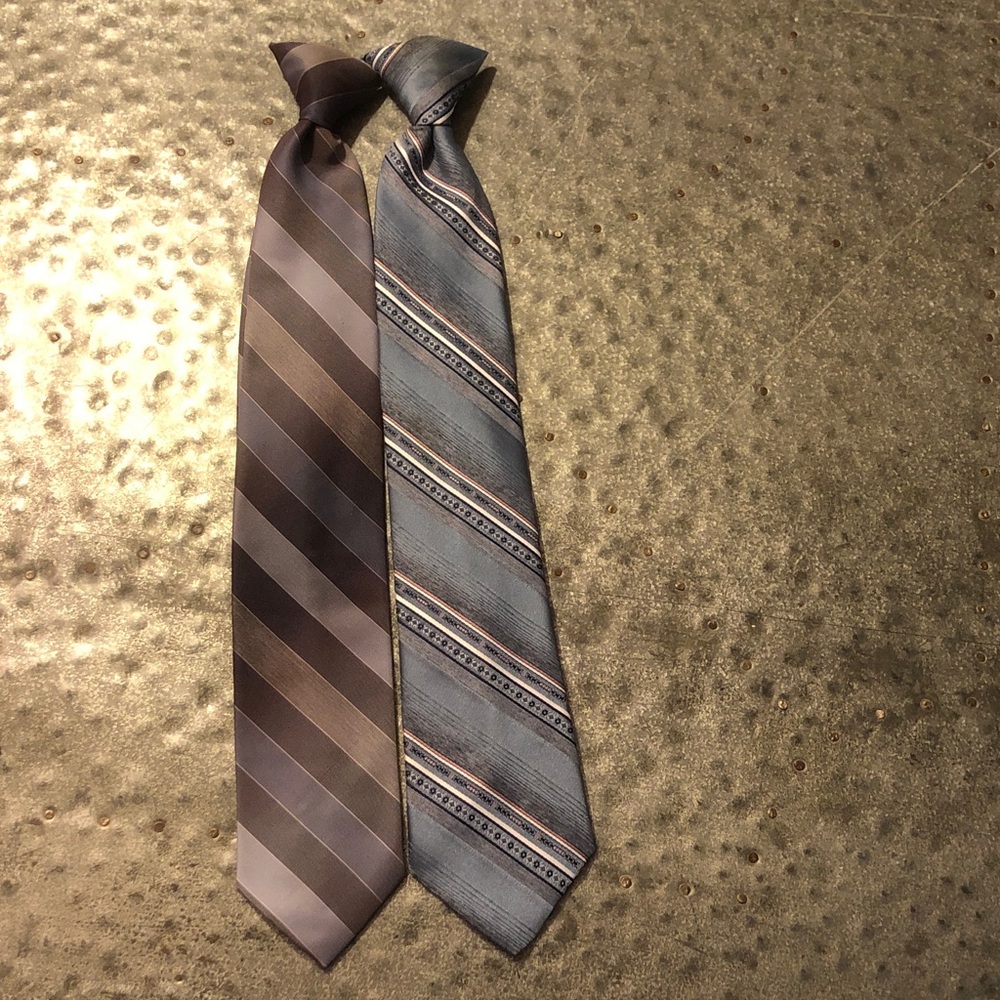Vintage jcpenney Brown Grey and Blue Striped Men's Clip-on 3” wide ties.
